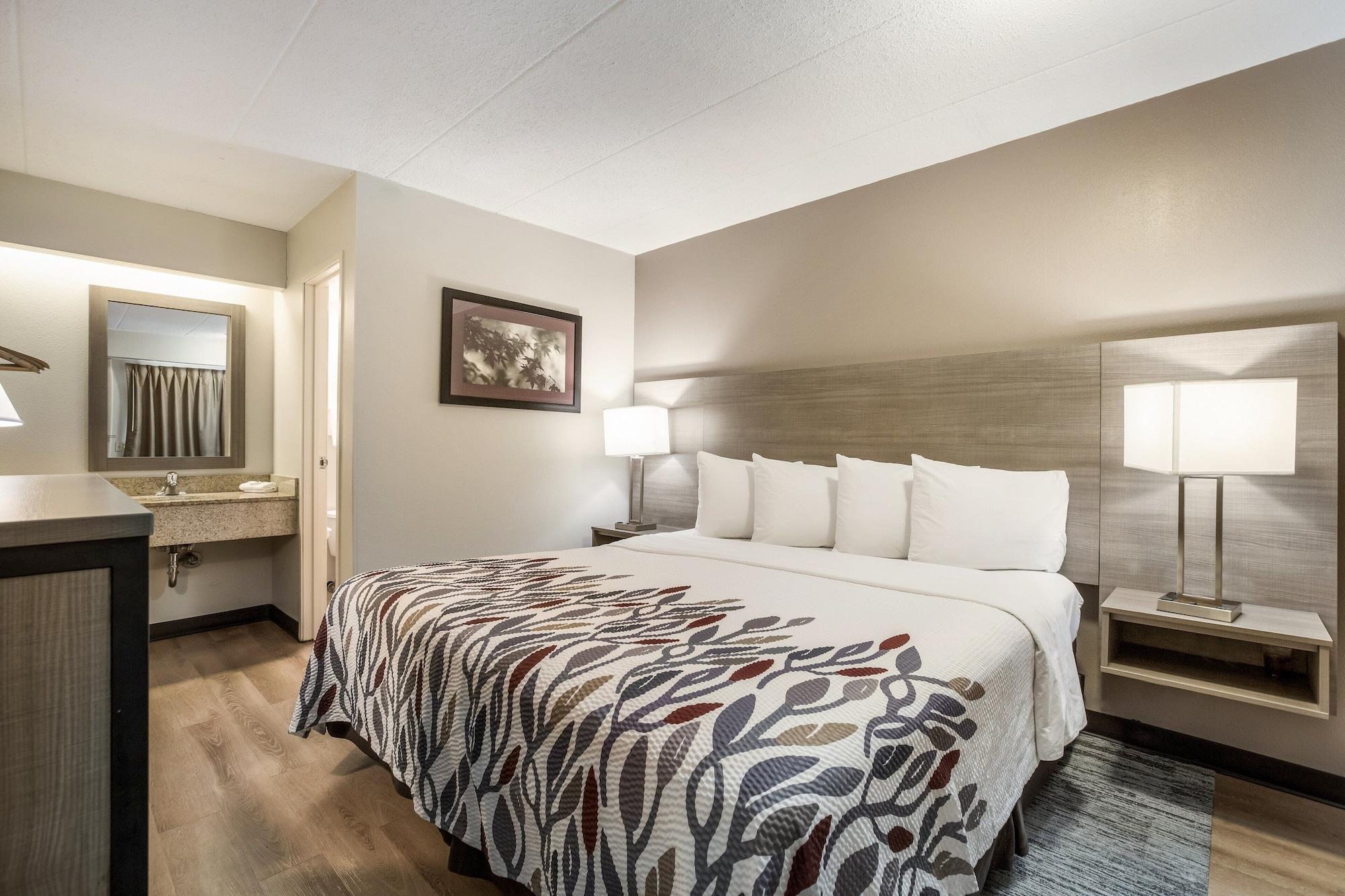 Red Roof Inn Lansing West - Msu Bagian luar foto