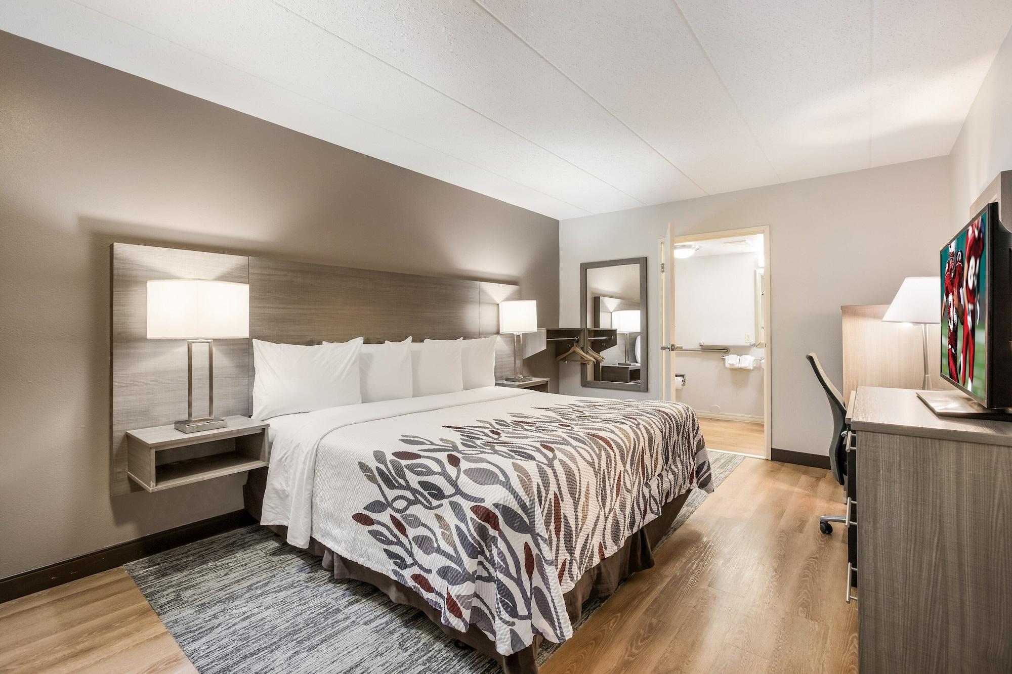 Red Roof Inn Lansing West - Msu Bagian luar foto
